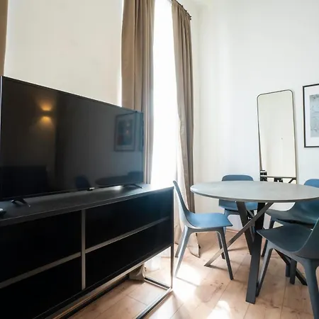 Modern 1-Bedroom Apartment Next To Praterstern Viena Exterior foto